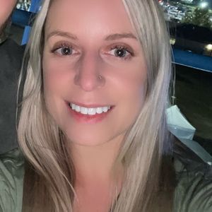 Meet your Posher, Jasmina